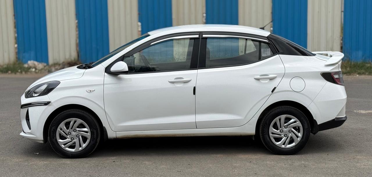 Aura Petrol CNG